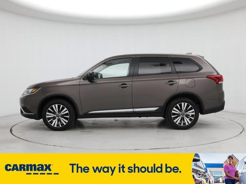 2019 Mitsubishi Outlander ES