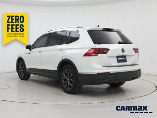 White 2023 Volkswagen Tiguan SE