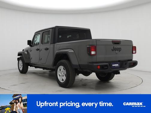 2022 Jeep Gladiator Sport