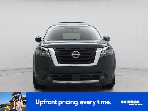 Green 2022 Nissan Pathfinder Platinum
