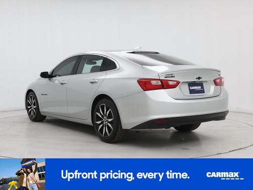 Silver 2018 Chevrolet Malibu LT