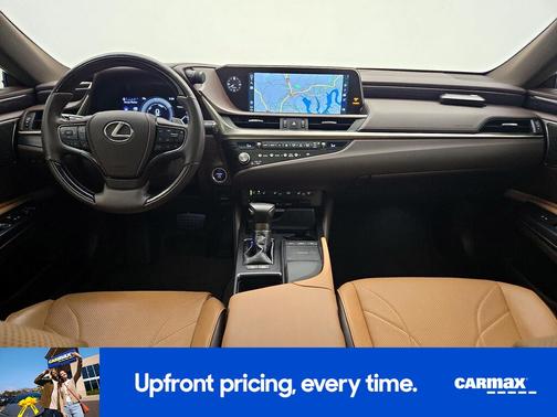 Silver 2021 Lexus ES 300h Ultra Luxury
