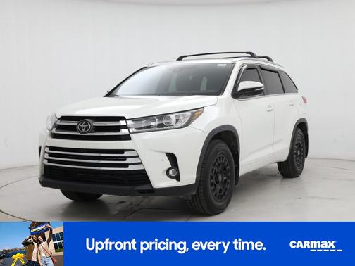 White 2019 Toyota Highlander Limited Platinum