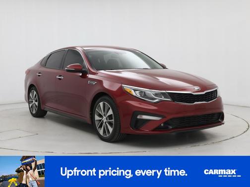 Red 2019 Kia Optima S