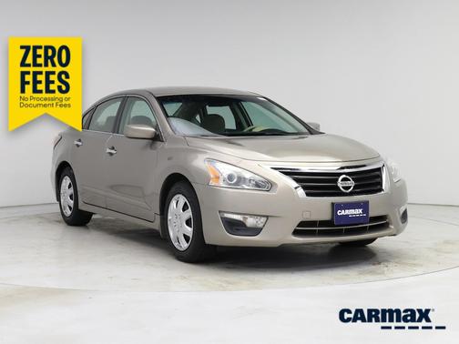 Gray 2015 Nissan Altima S