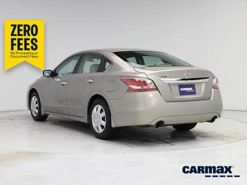 Gray 2015 Nissan Altima S