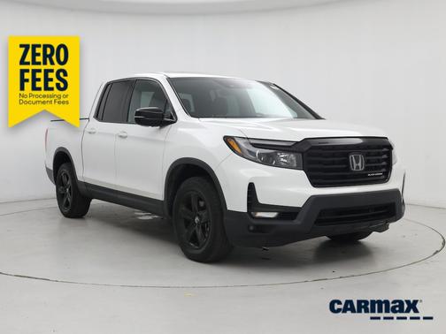 White 2023 Honda Ridgeline Black Edition