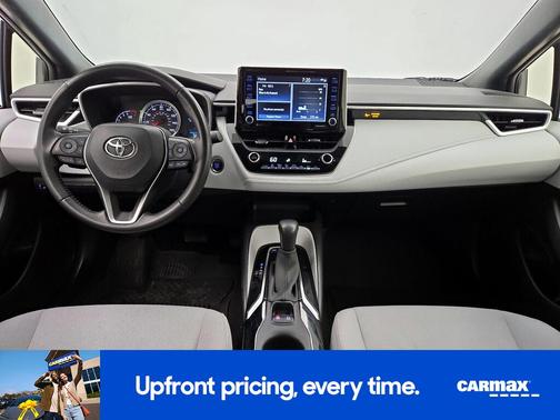 2022 Toyota Corolla Hatchback SE