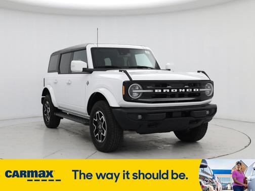 2024 Ford Bronco Outer Banks