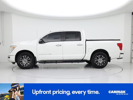2020 Nissan Titan SV