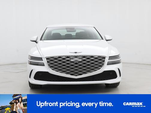 White 2025 Genesis G80