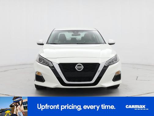 2022 Nissan Altima SV