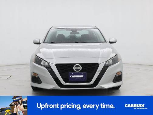 Silver 2022 Nissan Altima S