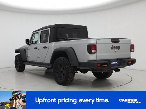 Silver 2022 Jeep Gladiator Mojave