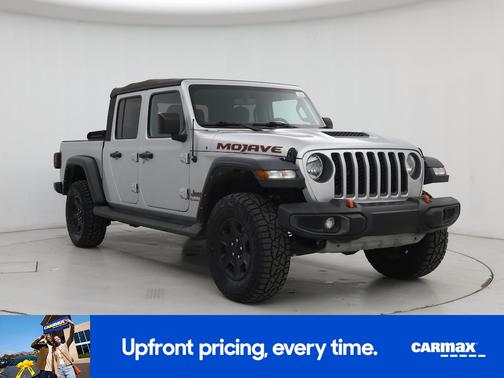 Silver 2022 Jeep Gladiator Mojave