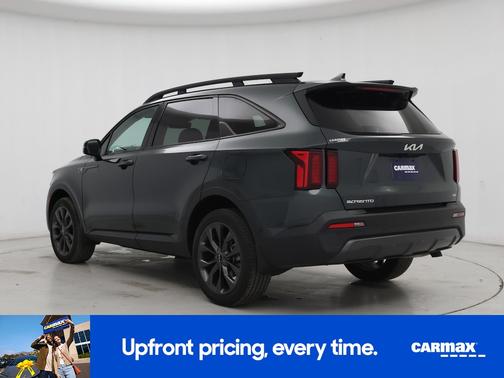 Green 2023 Kia Sorento X-Line EX