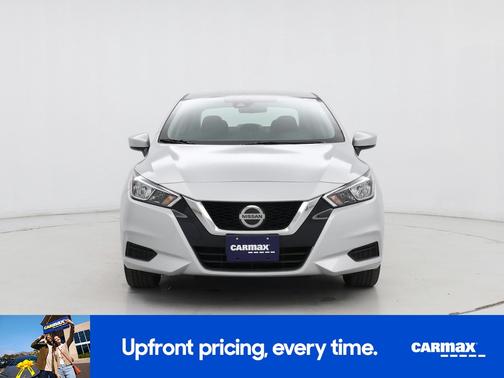 2022 Nissan Versa SV