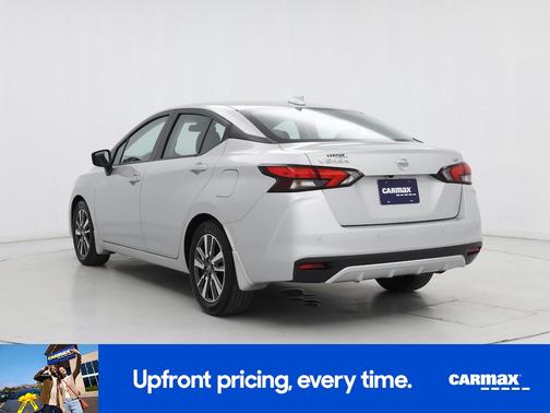 2022 Nissan Versa SV