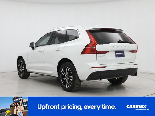 White 2021 Volvo XC60 T5 Momentum