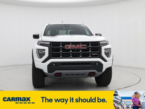 2024 GMC Canyon AT4