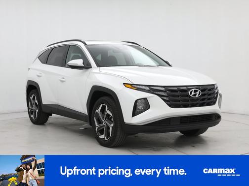 White 2023 Hyundai TUCSON SEL