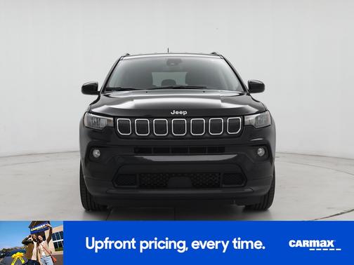 Black 2022 Jeep Compass Latitude