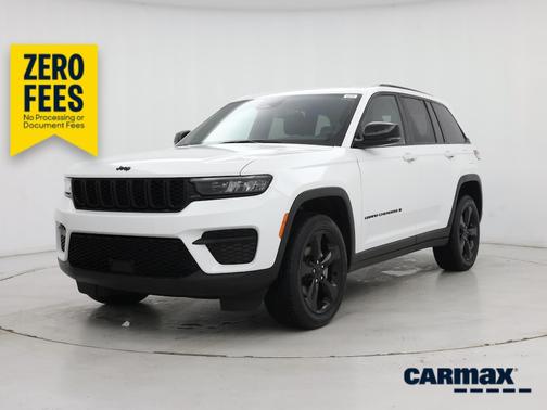 White 2023 Jeep Grand Cherokee Altitude X