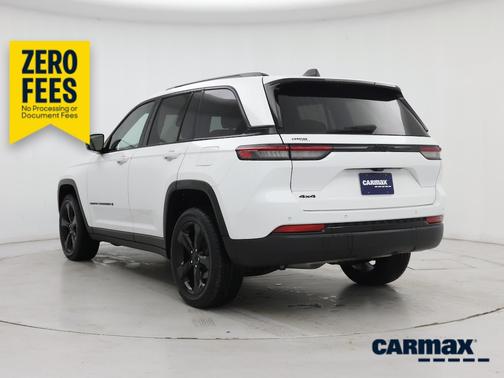 White 2023 Jeep Grand Cherokee Altitude X