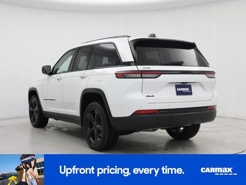White 2023 Jeep Grand Cherokee Altitude X