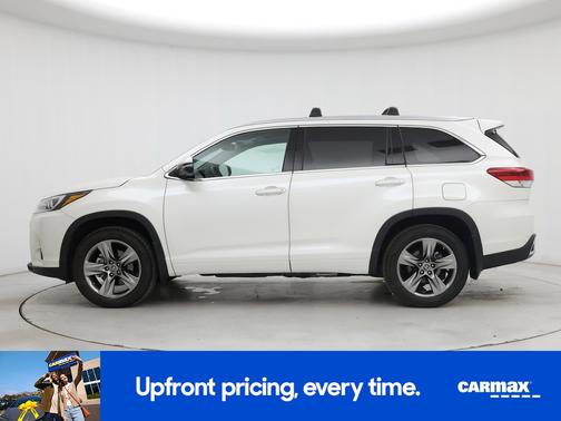 White 2019 Toyota Highlander Limited Platinum