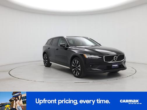 2023 Volvo V60 Cross Country B5 Ultimate
