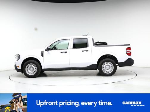 White 2025 Ford Maverick XL