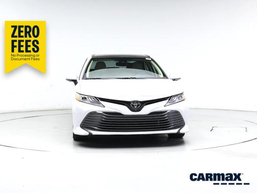 White 2019 Toyota Camry XLE