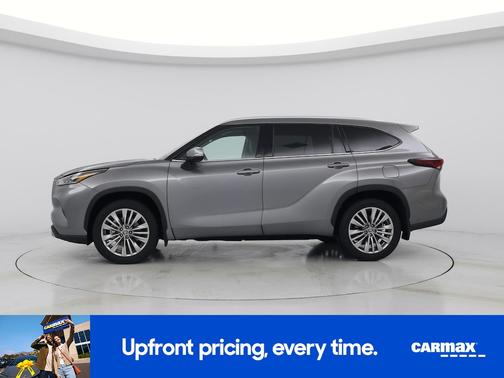 Gray 2026 Toyota Highlander Platinum
