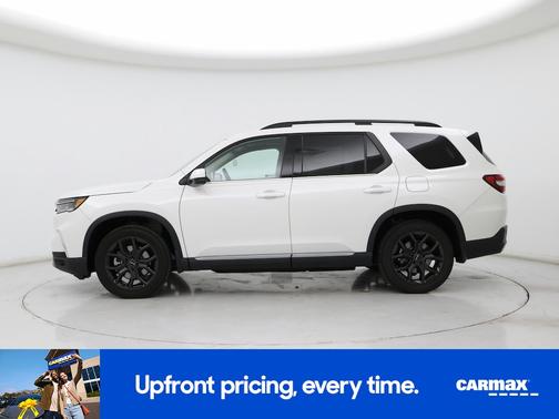 White 2025 Honda Pilot Touring