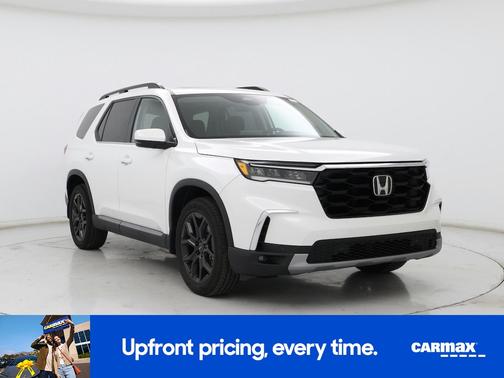 White 2025 Honda Pilot Touring