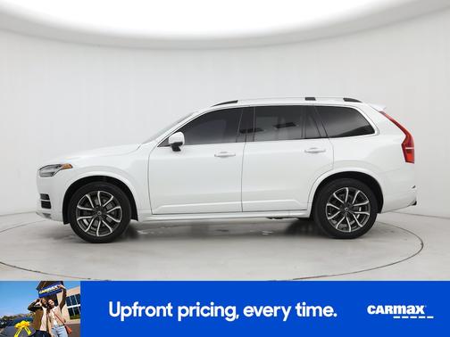 White 2019 Volvo XC90 T5 Momentum
