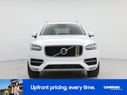 White 2019 Volvo XC90 T5 Momentum