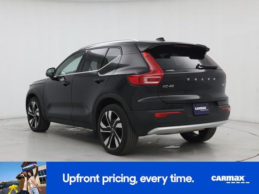 Black 2023 Volvo XC40 B5 Plus Bright Theme