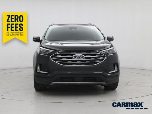Green 2023 Ford Edge Titanium