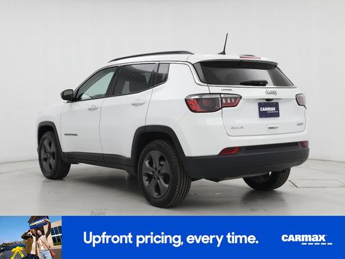 White 2022 Jeep Compass Latitude Lux