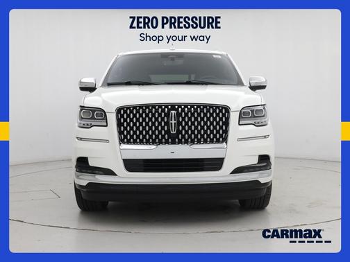 White 2023 Lincoln Navigator L Black Label