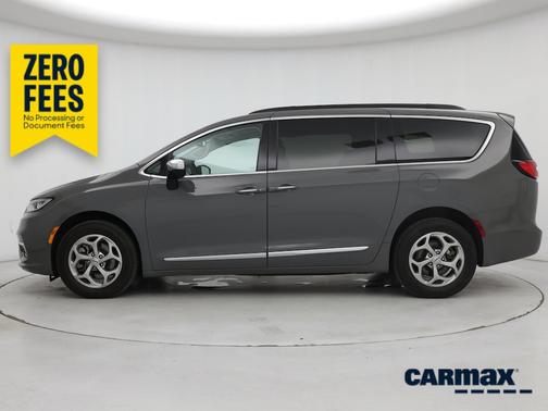 Gray 2023 Chrysler Pacifica Limited