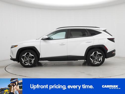 White 2023 Hyundai TUCSON SEL