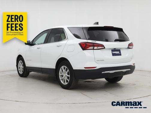 White 2023 Chevrolet Equinox LT