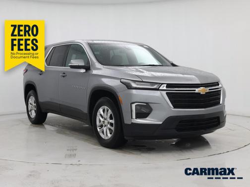 Gray 2023 Chevrolet Traverse LS