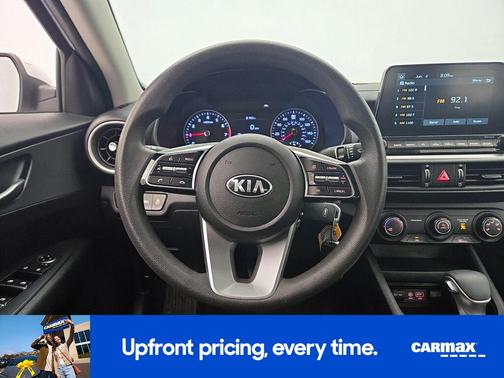 White 2021 Kia Forte LXS
