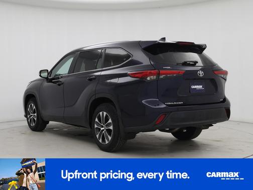 Blue 2023 Toyota Highlander XLE