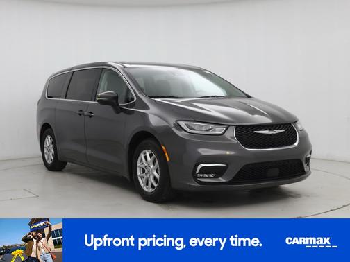 Gray 2023 Chrysler Pacifica Touring L