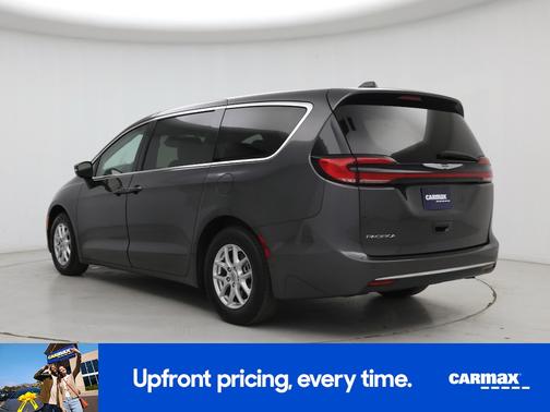 Gray 2023 Chrysler Pacifica Touring L